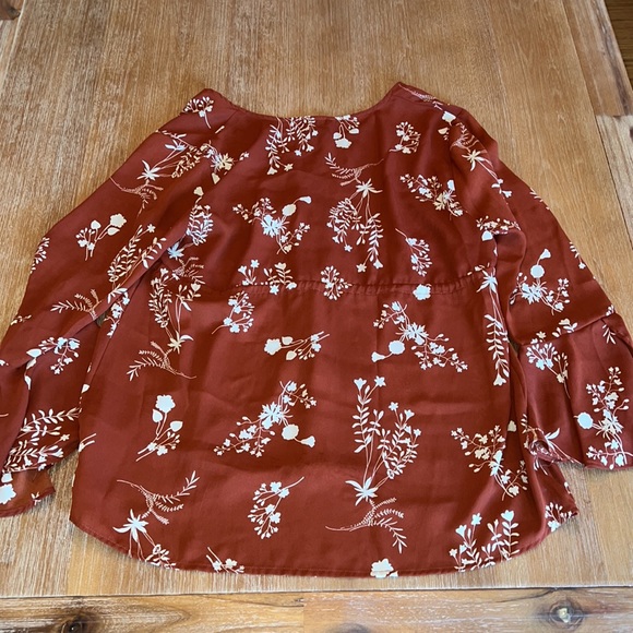 Timing blouse. Size L. NWOT. - Picture 5 of 5